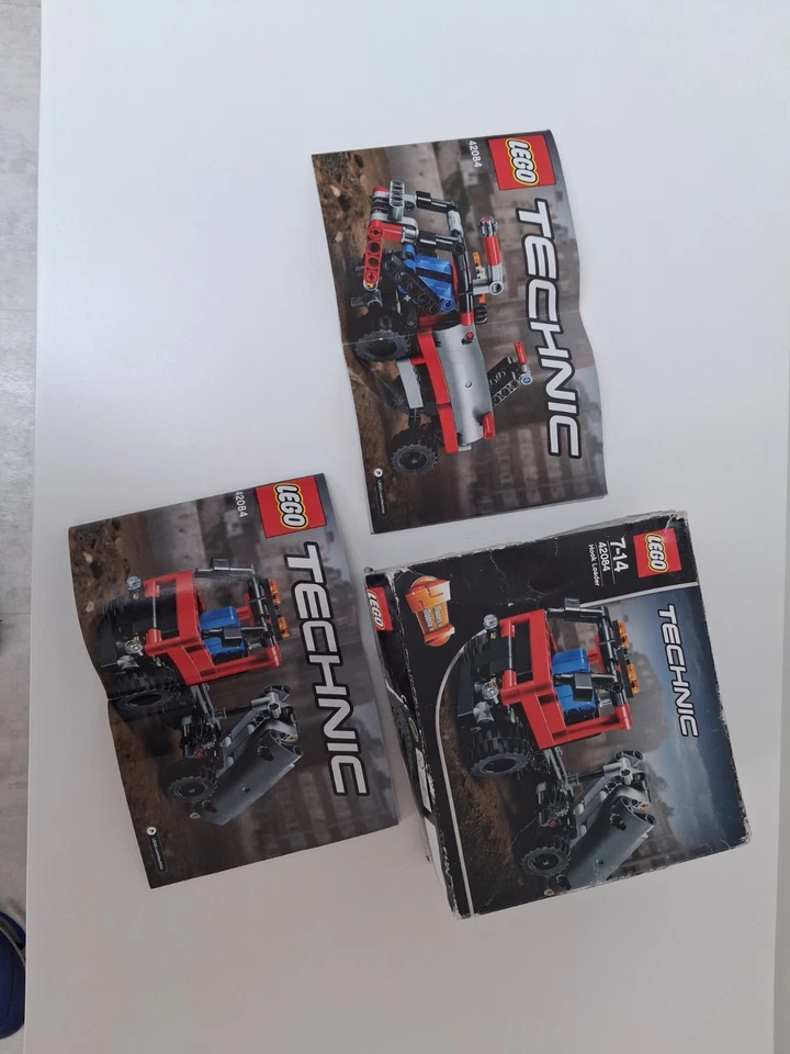 LEGO Technic 42084 Hook Loader, photo 3 of 3