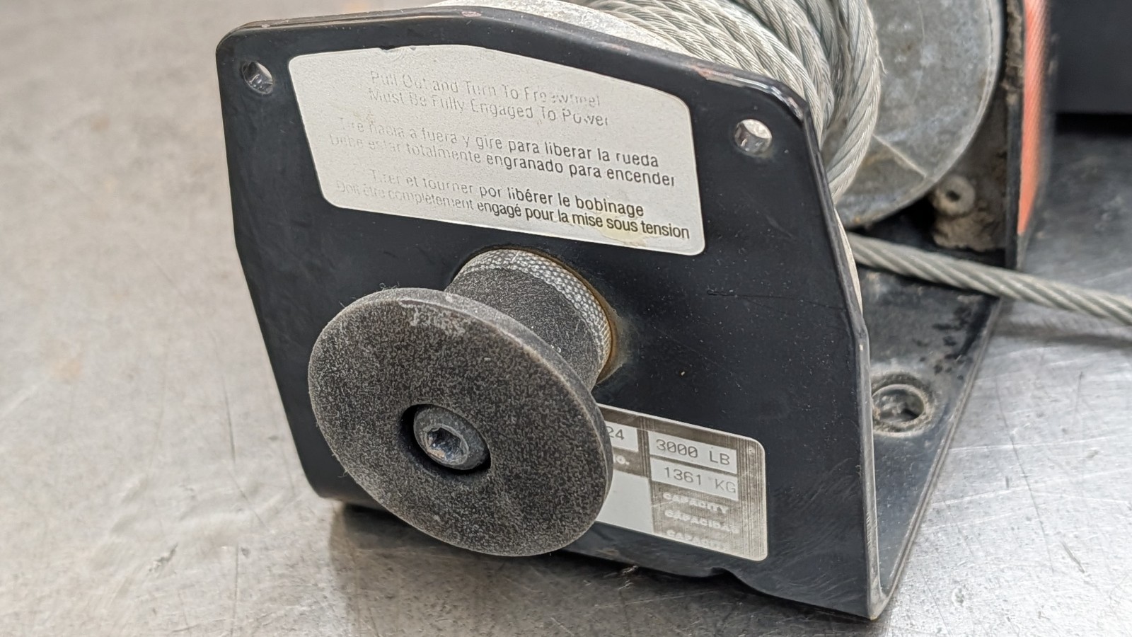 Dayton Model 4JY73  3000 Lb. 12V DC Electric Winch 1.1 Peak HP Good Working Used