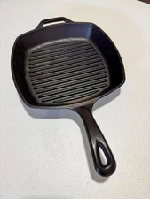 Lodge #6 USA 8SGP Square Cast Iron Grill Pan 10.5 Inch Ridged Skillet