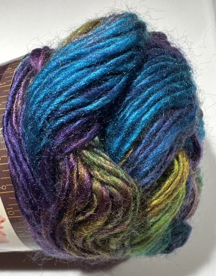 1 UNFORGETTABLE in GOSSAMER by RED HEART 3.5oz 270yds 100% Acrylic - Image 4 of 4