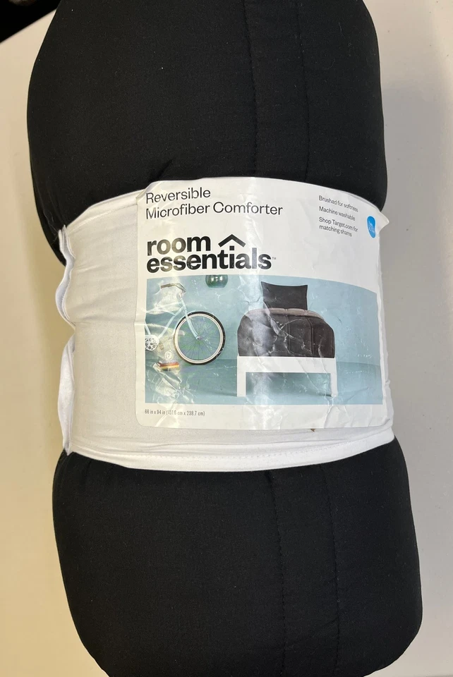 Room Essentials Twin/XL Twin Lofty Microfiber Comforter, New - Image 4 of 4