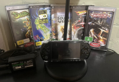 PSP 3002 console x 5 games | eBay