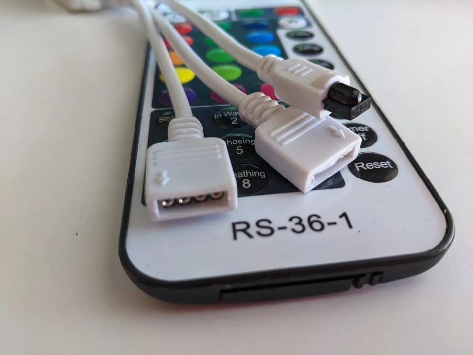 24/44 Key IR Remote Controller Box 1 / 2 Output For 5050 12V RGB LED Light Strip - Image 2 of 3