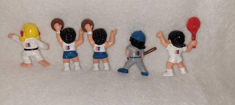 Lote de 5 figuras vintage 1983 Sport-Billy PVC béisbol, baloncesto, karate, tenis Foto 4 de 4