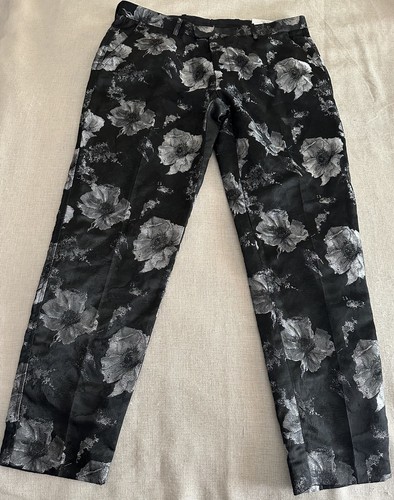 INC Men Slim Fit Floral Pattern Chino Pants, Black Size 34 New - Picture 2 of 8