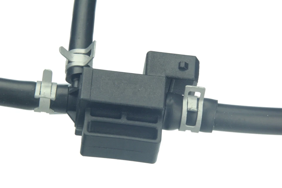 For Land Rover Range Rover Evoque 12-17 Turbocharger Wastegate Solenoid Foto 3 de 4