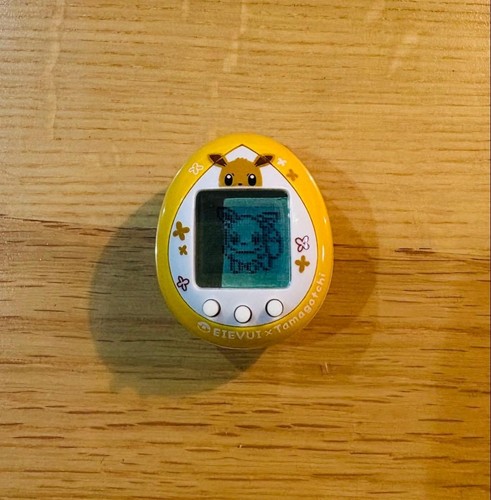 Bandai Eevee x Tamagotchi Nano Daisuki Eevee Ver Pokemon Virtual Pet mint