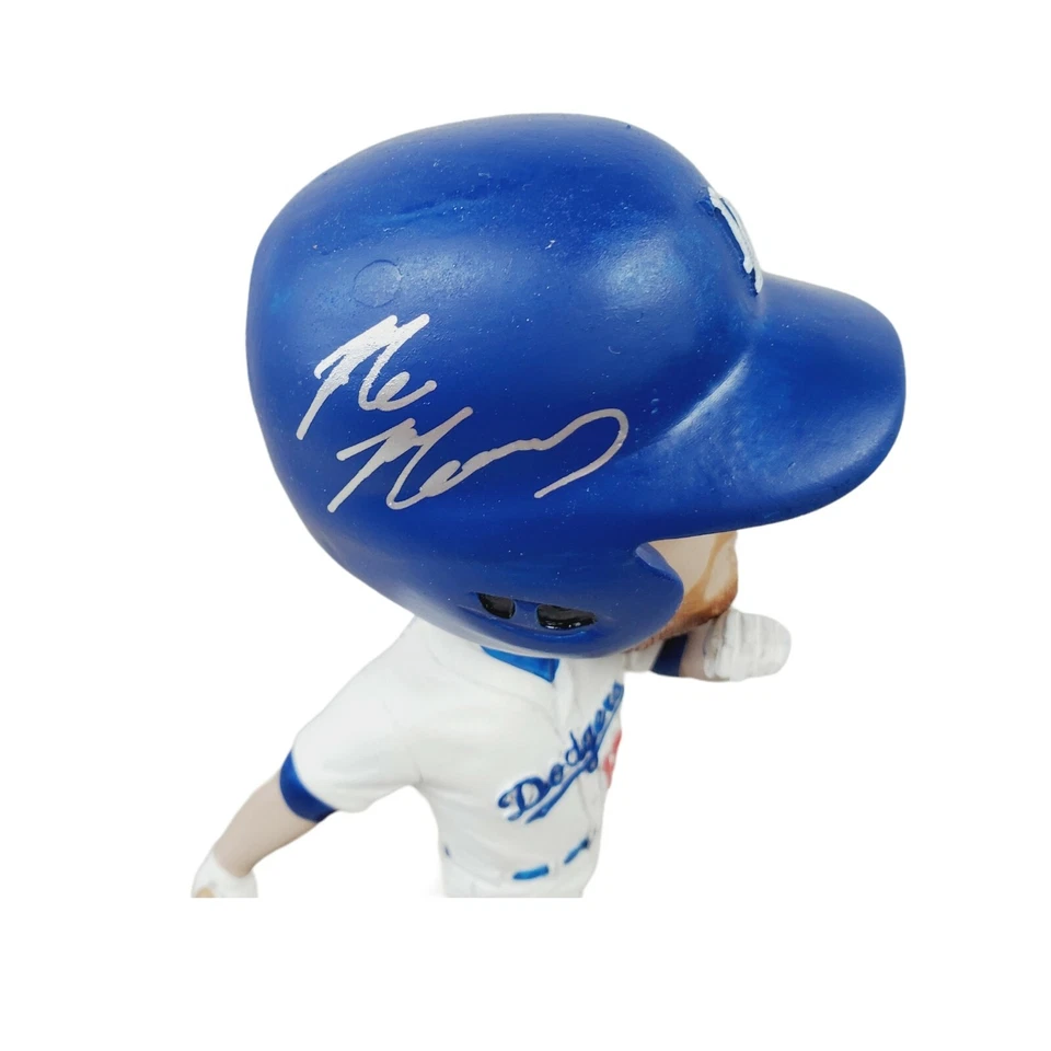 Los Angeles Dodgers Max Muncy PSA Signed Auto 2019 SGA Bobblehead - Image 2 of 4