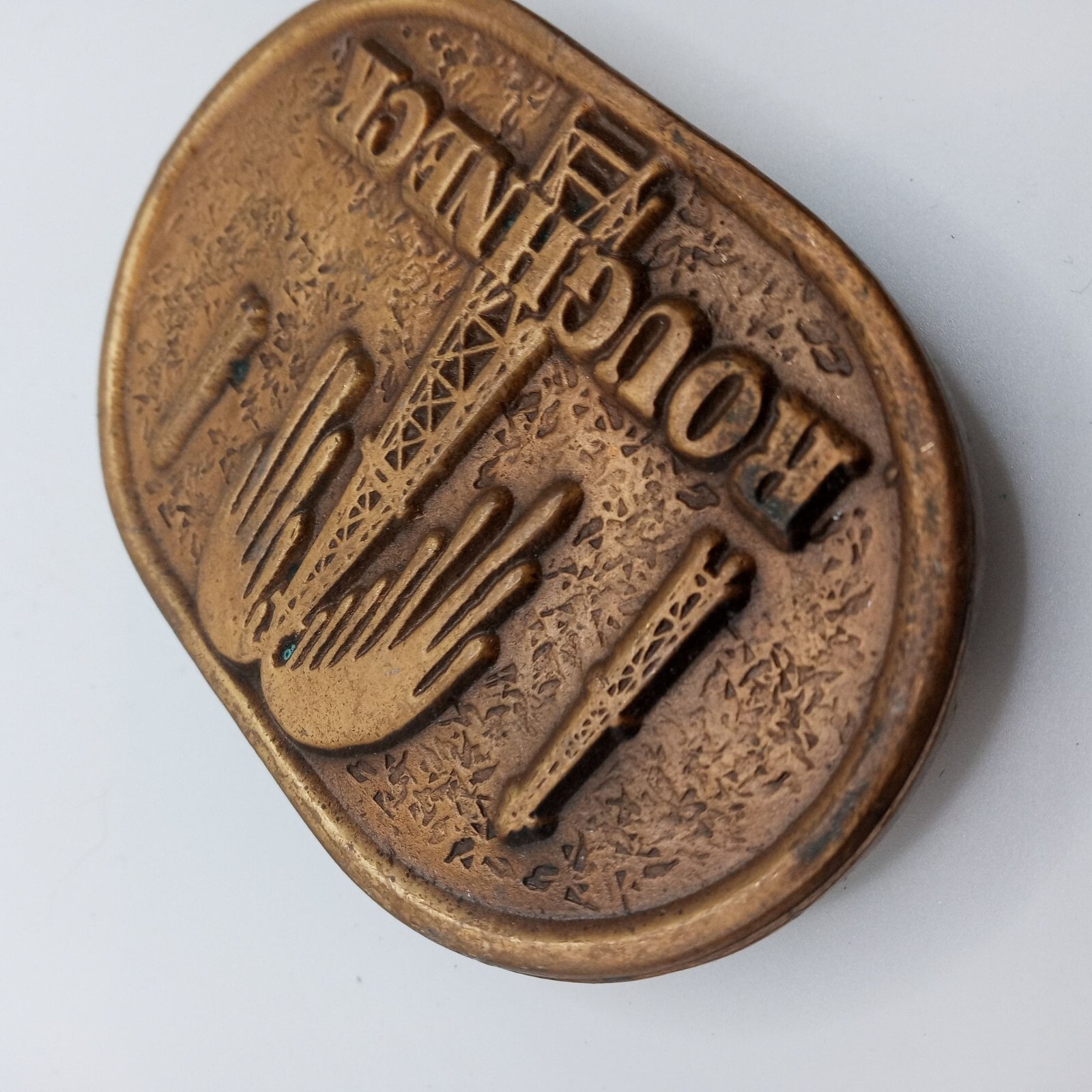 Oilfield Roughneck Belt Buckle 1979 Oil Derrick Field… Gem