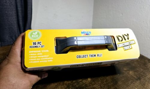 Misco Toys Camion da Lavoro Giallo Costruzioni Plastica Dura 16 Pezzi 6+ Età Nuovo - Foto 3 di 6