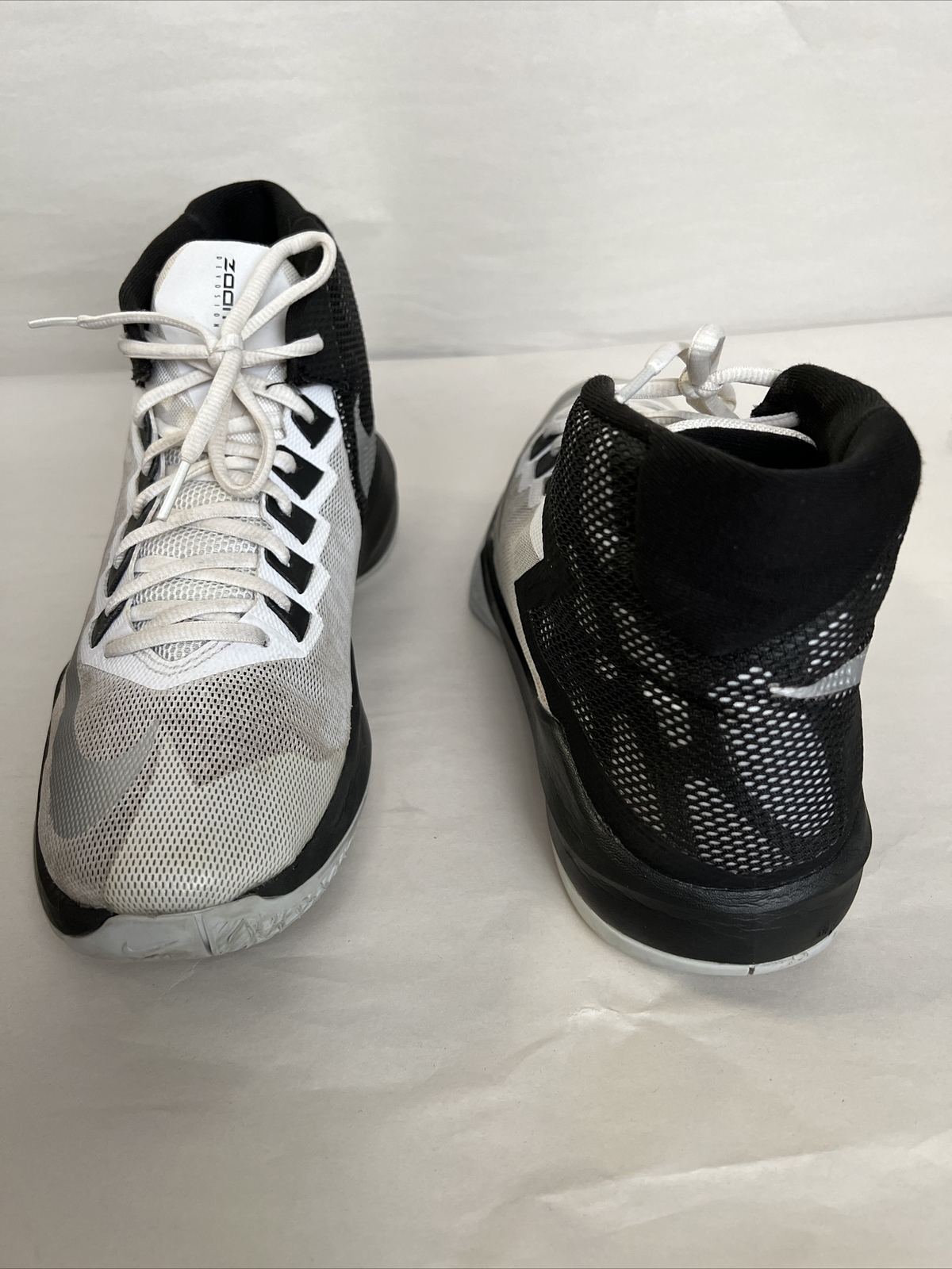 nike devosion basketball shoes