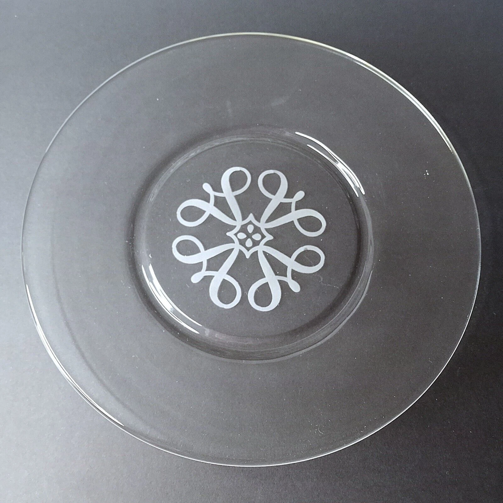 Vintage 1970's Avon Ltd Ed REPRESENTATIVE PLATE w TRADEMARK 4 A Design SNOWFLAKE