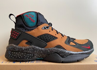olivia kim x nike air mowabb