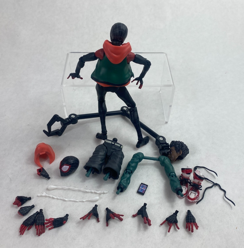 SV Spider-Man Miles Morales Into the Spider Verso Figura Centinela Completa - Imagen 2 de 2