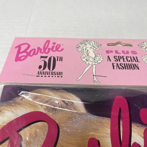 Barbie Mattel Vintage 1989 30° Anniversario Rivista e Vestito Bersaglio Esclusivo - Foto 4 di 11