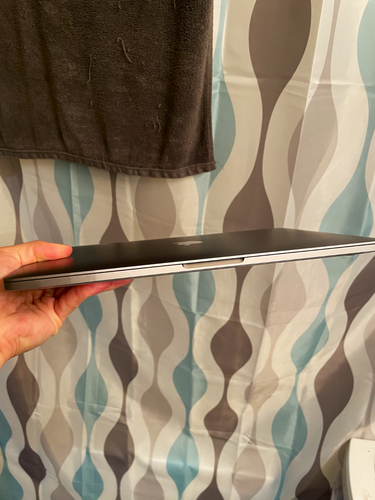 (BUNDLE) MacBook Pro M2 13-inch 2022 16GB 8‑Core CPU 10‑Core GPU 256GB AppleCare - Picture 5 of 11