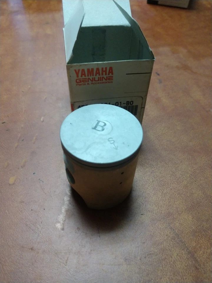 Pistón Yamaha YZ80 YZ 80 1993-2001 STD "C" 46,95 MM Nuevo Foto 3 de 3