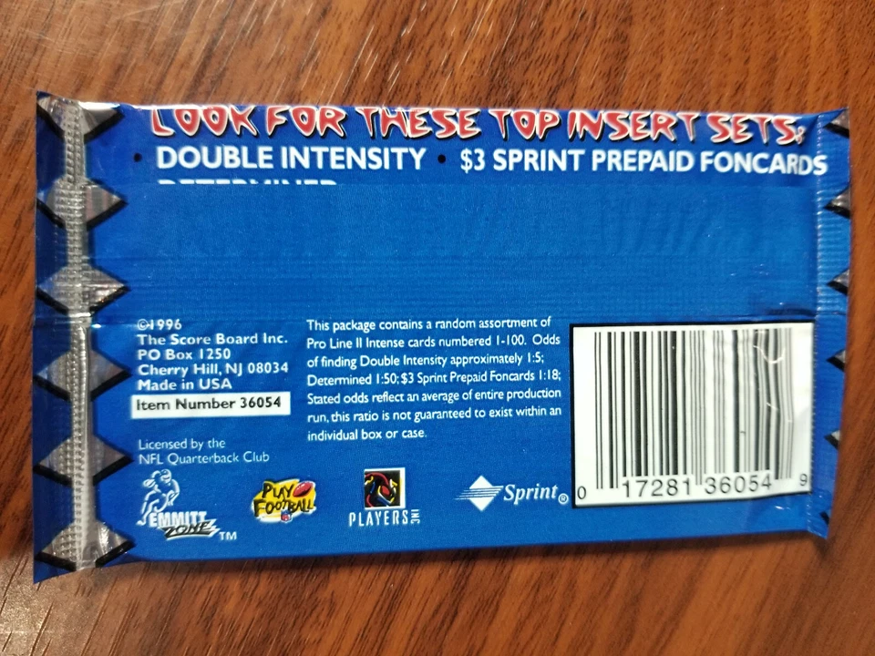 1996 Pro Line II Intense Football 5 Card Factory Sealed Pack - Image 2 of 3