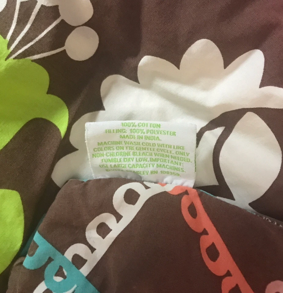 Vera Bradley Lola Reversible Cotton Twin Comforter Poly Fill 68x90 - Image 4 of 4