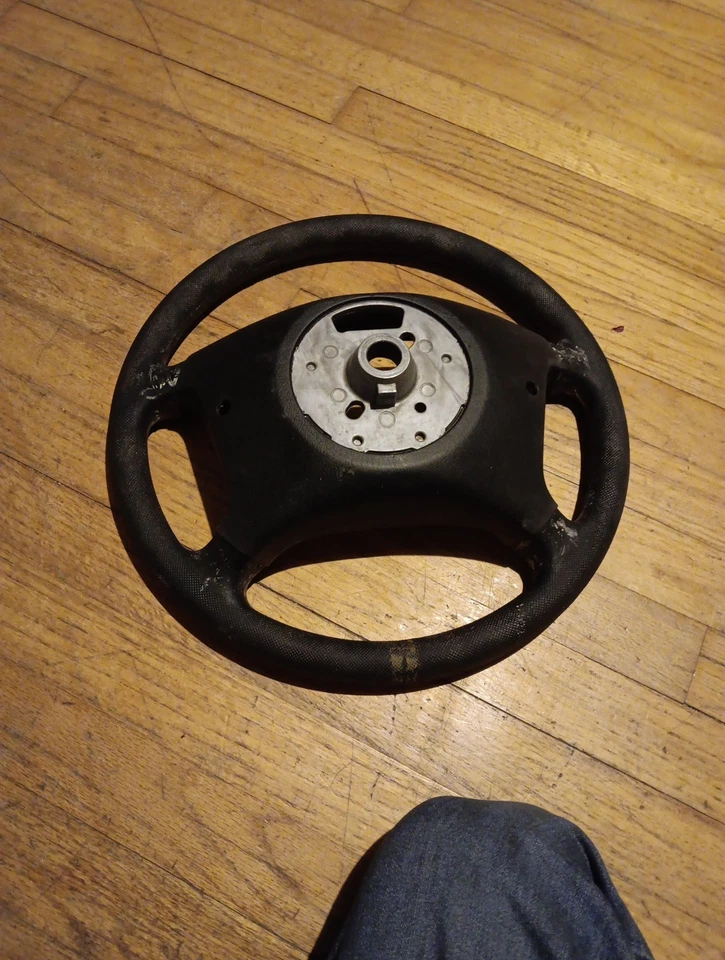 BMW E46 325I 323I 328I 330I 1999-05 volante de 4 radios no deportivo Foto 3 de 4