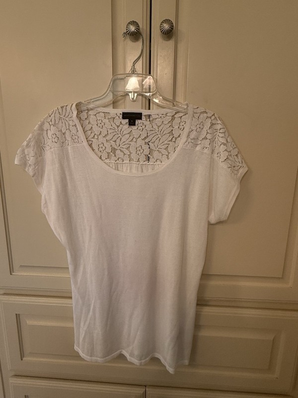 Worthington Women’s White Lace Accent Short Sleeves Top - Size L