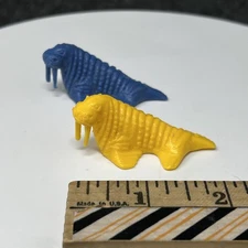 Vintage Plastic Walrus Toys 2pc Injection Molded Kids Prize Blue Yellow