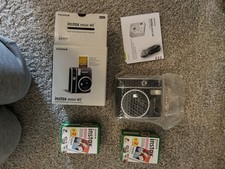 Fujifilm Instax Mini 40, 50 sheets of film, ready to shoot Cam/film Bundle    