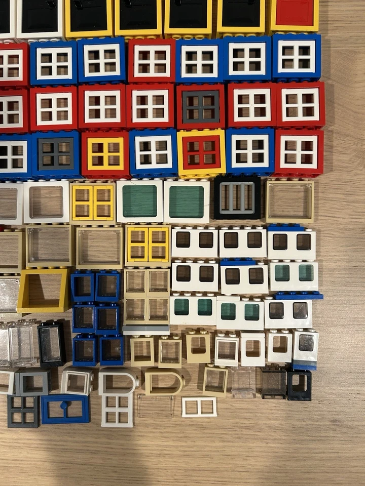 Lot of Assorted Lego Windows & Doors Vintage Police City Many Sizes - Image 4 of 4