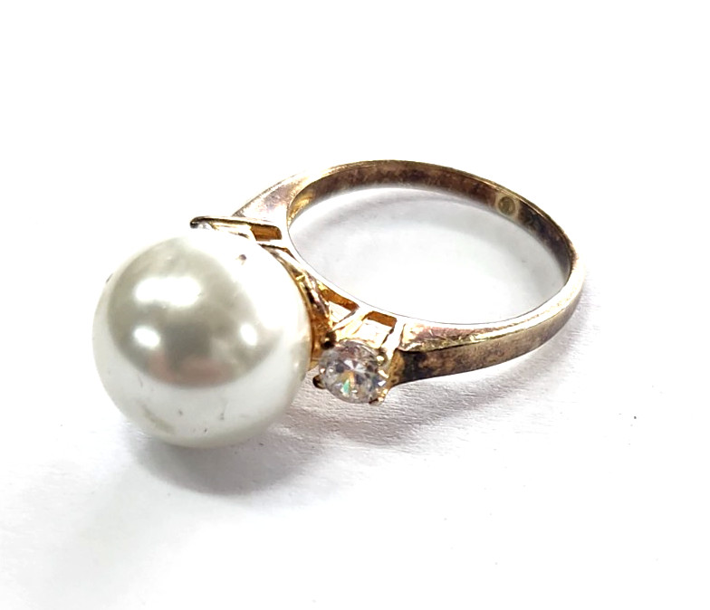 Sterling Silver 925 w/Gold Overlay Faux-Pearl & Clear Stone Ring -size 7