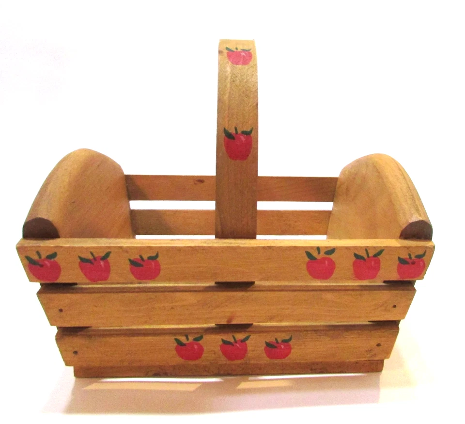 Cesta de manzana roja de madera maciza de pino hecha a mano vintage de los años 80 con mango de madera curvada Foto 2 de 4