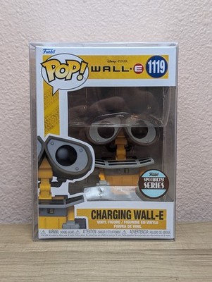 NIB Funko Pop! Charging Wall-E #1119 Specialty Series Disney Pixar W/PROTECTOR