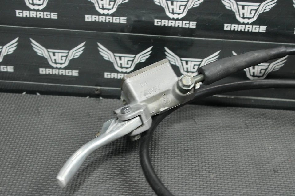 Kawasaki KX125 2001 OEM pinza de freno delantera 43015-1674 43041-1839 Foto 3 de 4