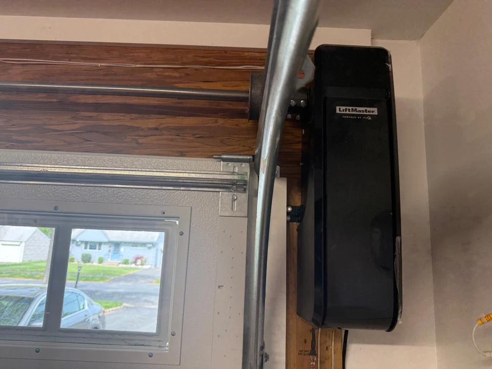 motor abridor puerta garaje liftmaster Foto 4 de 4