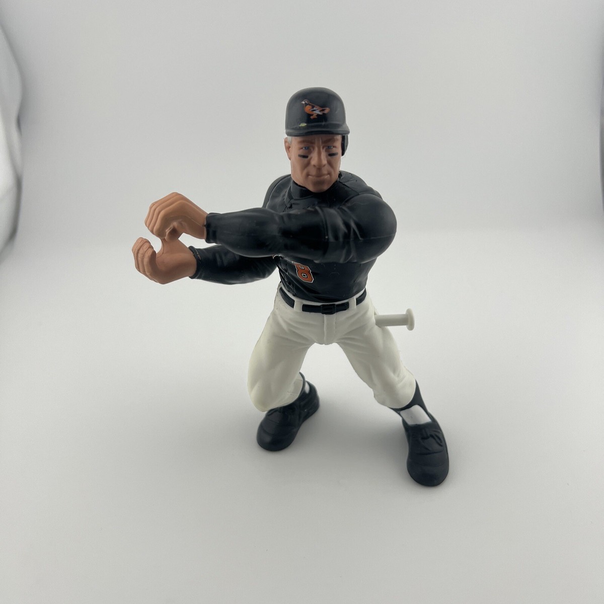 2J LOOSE 1999 CAL RIPKEN JR. Baltimore Orioles Swinging Bat MLB