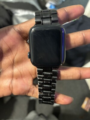 Apple Watch SE (2022) 44mm Midnight Aluminum Case with Sport Band, M/L (GPS +...