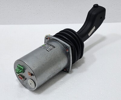 W. GESSMANN V8/B3 EB/85-1030 LH MULTI AXIS CONTROLLER 5130200343 ...