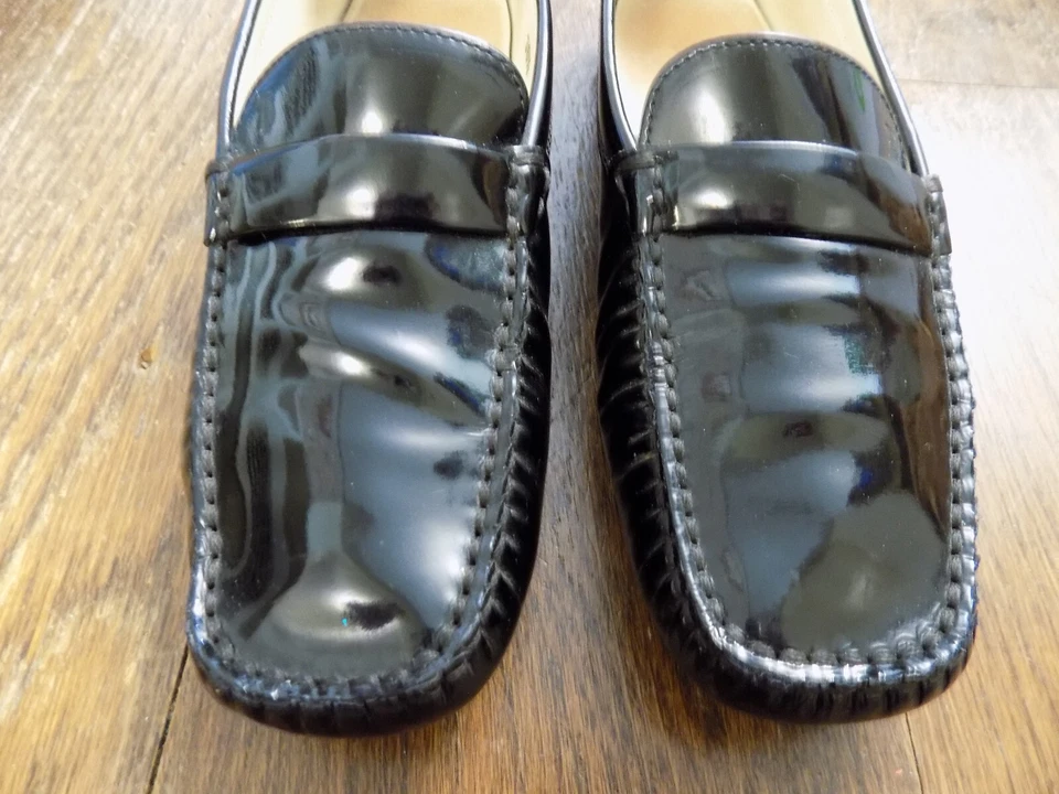 Mocasines de conducción Tod's Classic de charol negro con correa talla 6 Foto 3 de 4