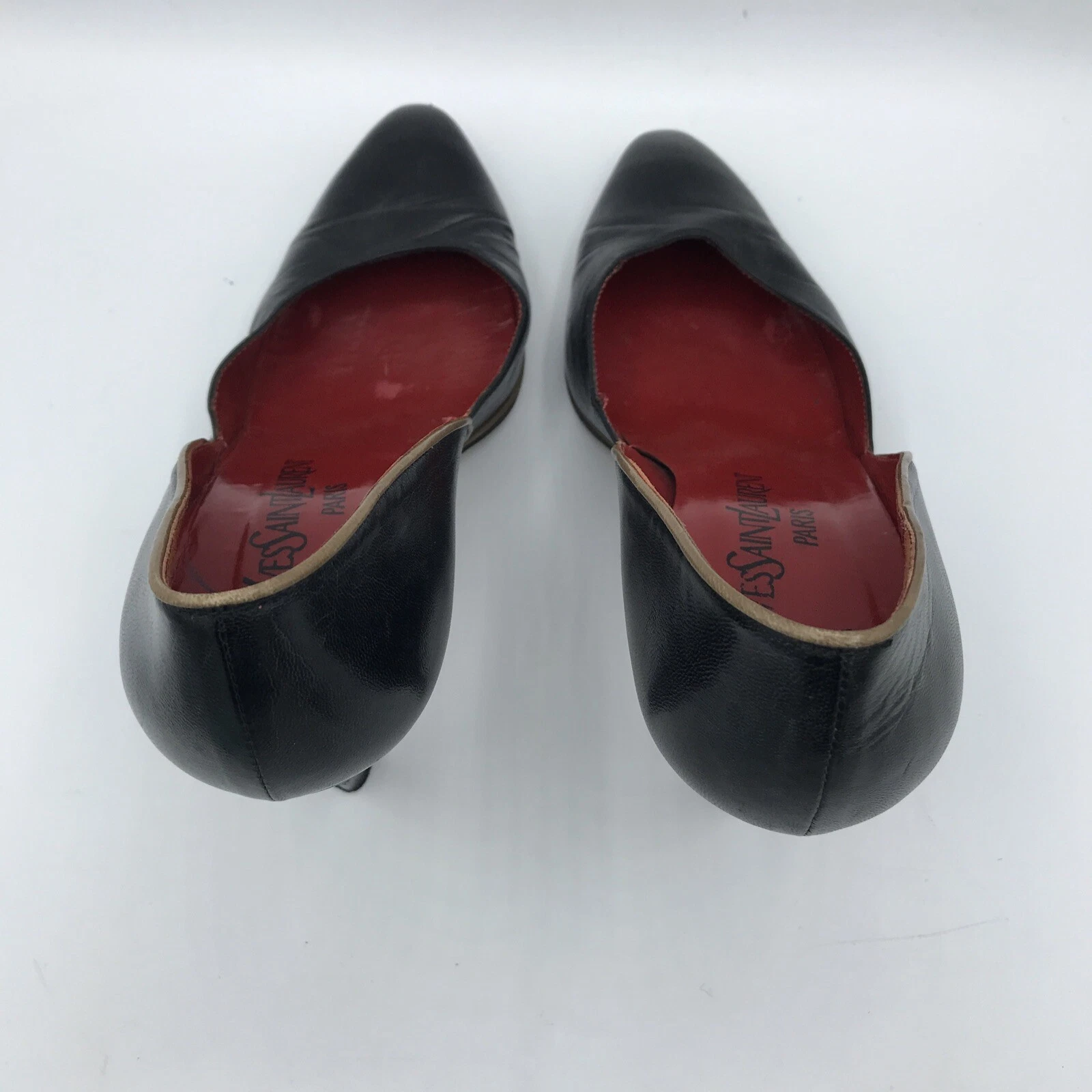 SAINT LAURENT (YSL) Decolte vintage Yves Saint Laurent nere in pelle con tacco a punta misura 8 5 M