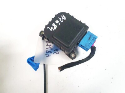 Volkswagen Passat 2005 Heater Vent Flap Control Actuator Motor 013 #1523691-50
