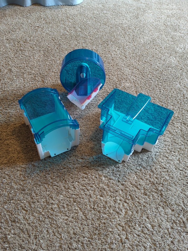 Zhu Zhu Pets Garage / Hamster Wheel /Airport Lot