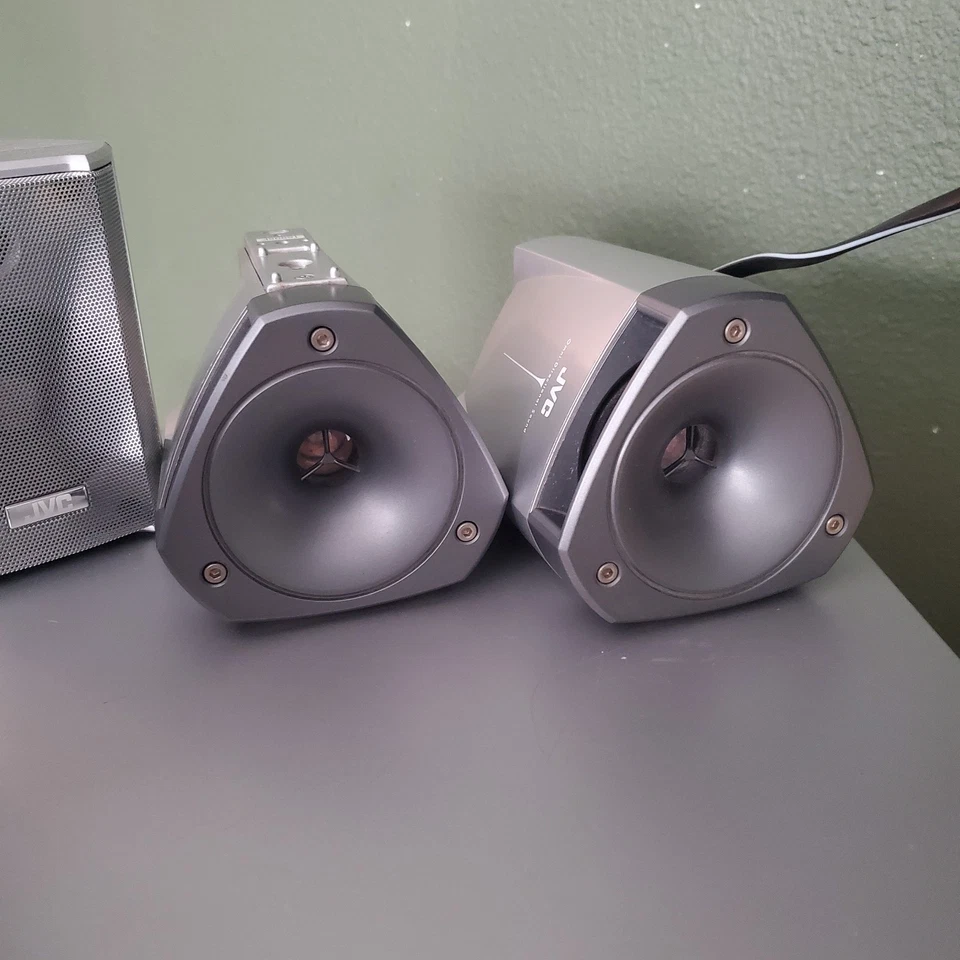 JVC 5.1 Channel Home Theater System TH-M505 Receiver & speakers Only WORKS!! - Image 2 of 4