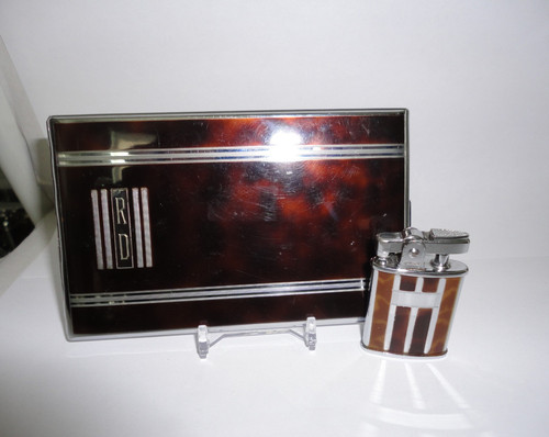 C 1950. Ronson PAL LIGHTER AND CIGARETTES CASE .RARE .