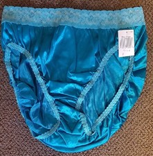 Vintage Hanes Her Way SILKY NYLON Stretch Lace Hi-Cut Teal Panties, Sz. 8; NWT