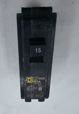 Square D Plug-in Mount Circuit Breaker 1-Pole 15 Amp 120VAC HOM115