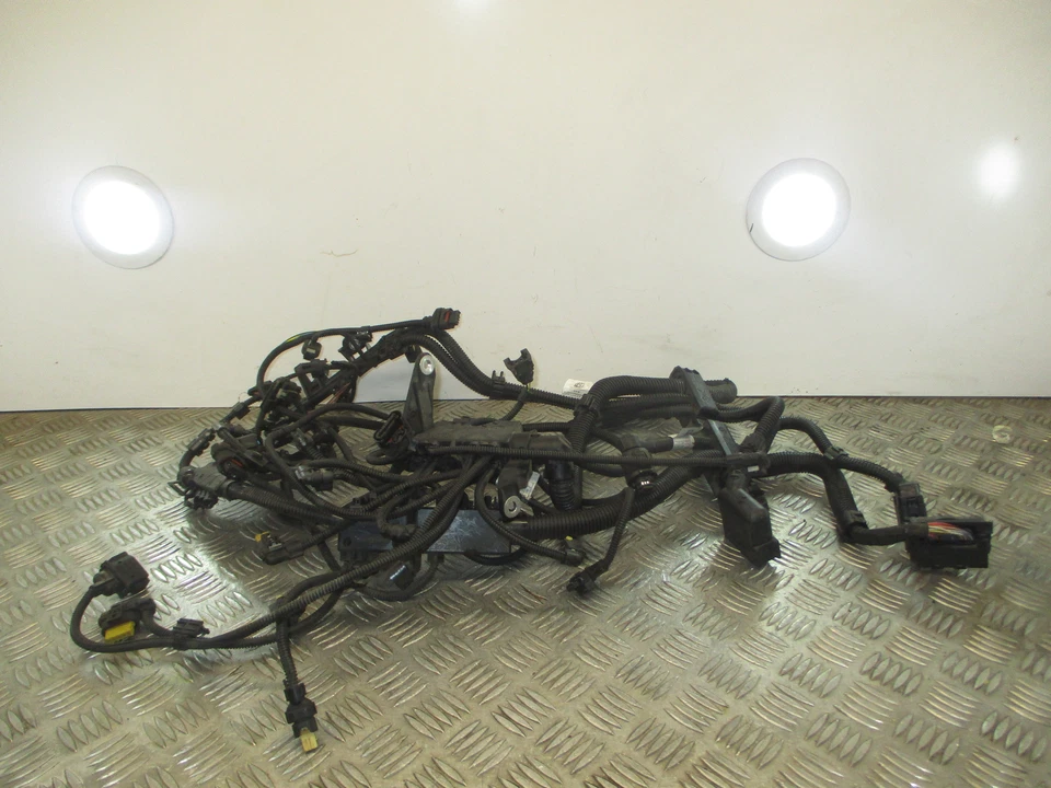 2015 BMW F20 118i 1.5 Petrol B38B15A. Engine Wiring Loom 8635811/8635814 56K - Image 2 of 4
