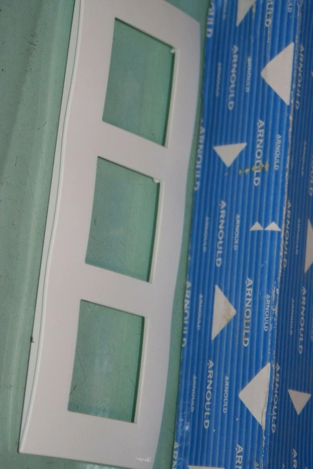 Arnould espace Plaque Triple verticale WP 57mm 60862