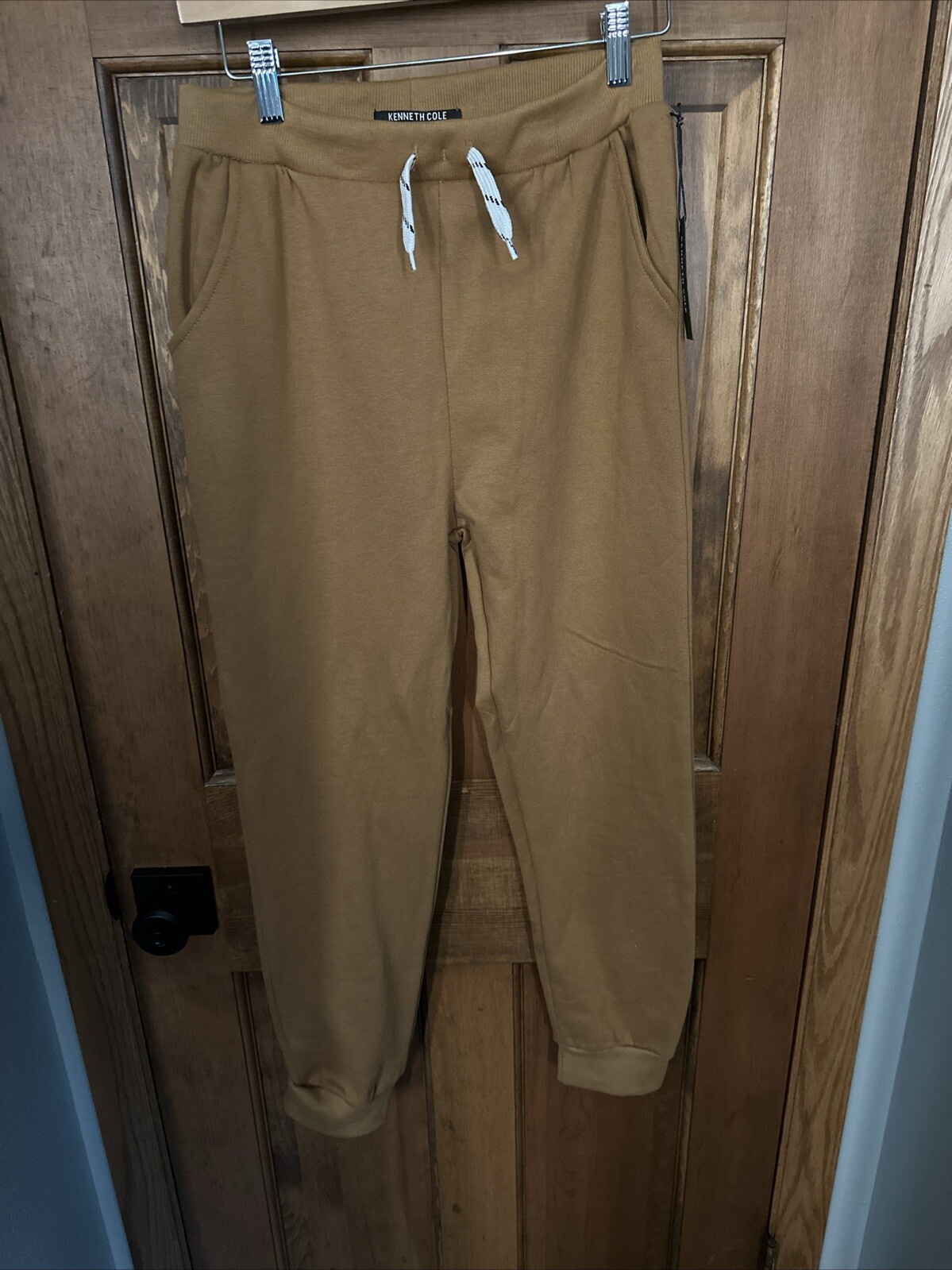 Picture 1 of 9