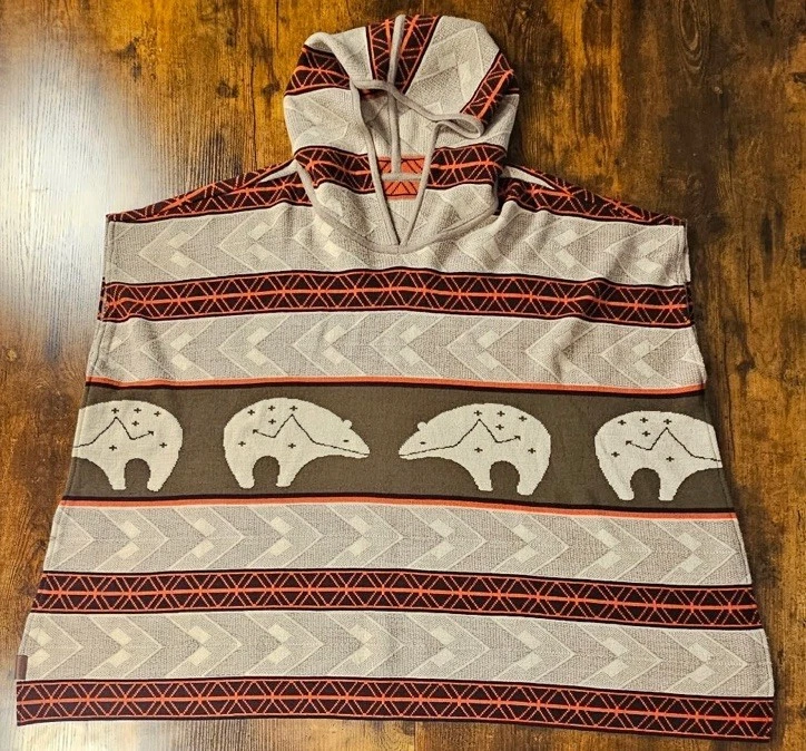Pendleton Western Hooded Poncho Adult Wool Blend Bears OS Slit Sleeve EUC
Opens in a new window or t