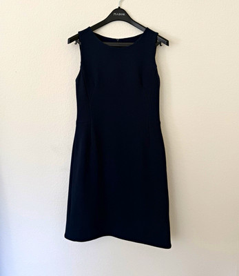 AKRIS Women s US 8 Navy Blue 100% Wool & Silk Sleeveless Designer Dress