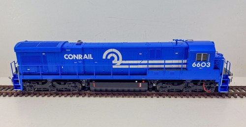 Rapido #42010 Conrail #6603 GE C30-7 con ESU DCC | Condition: Used